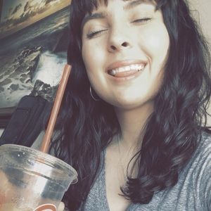 Meet your Posher, Molly